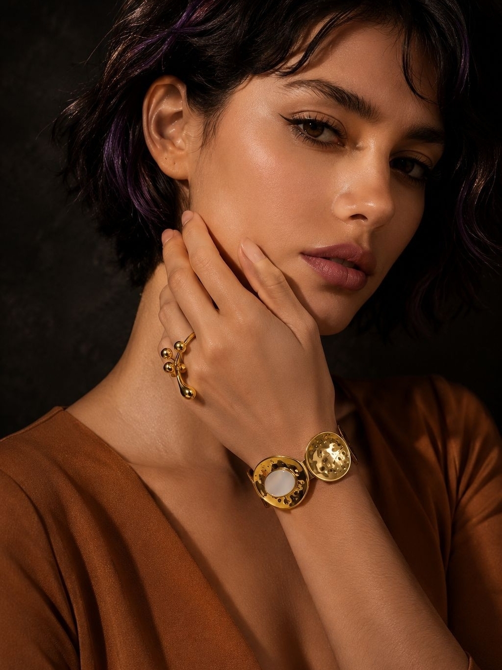 Gold Hammered Disc Bracelet